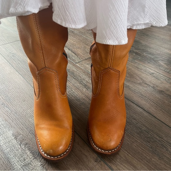Vintage Cognac leather cowboy boots - Picture 2 of 16